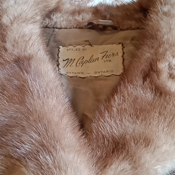 Vintage Persian curly lamb wool coat - Picture 7 of 15